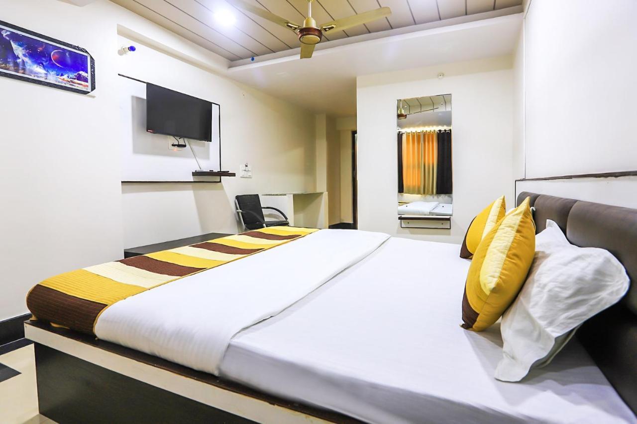 Oyo 11840 Hotel Venus Ádzsmir Kültér fotó